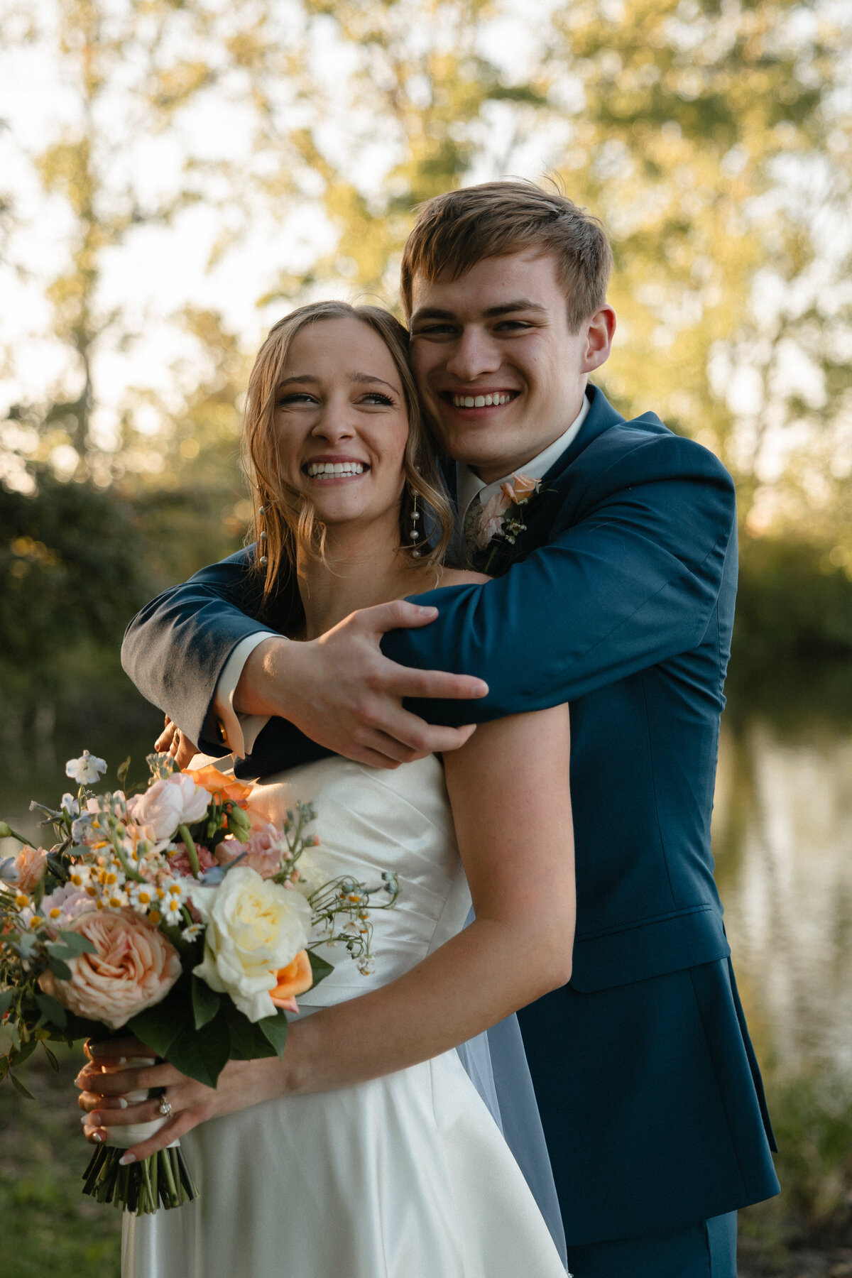 Sydney and Brant's Rustic Midwest Wedding Photography-637