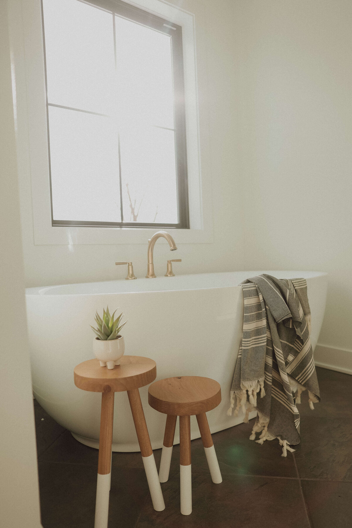 2802-Bathroom-Grimes-Central-Iowa-Custom-Home-JRL-Builders-3F1A0170