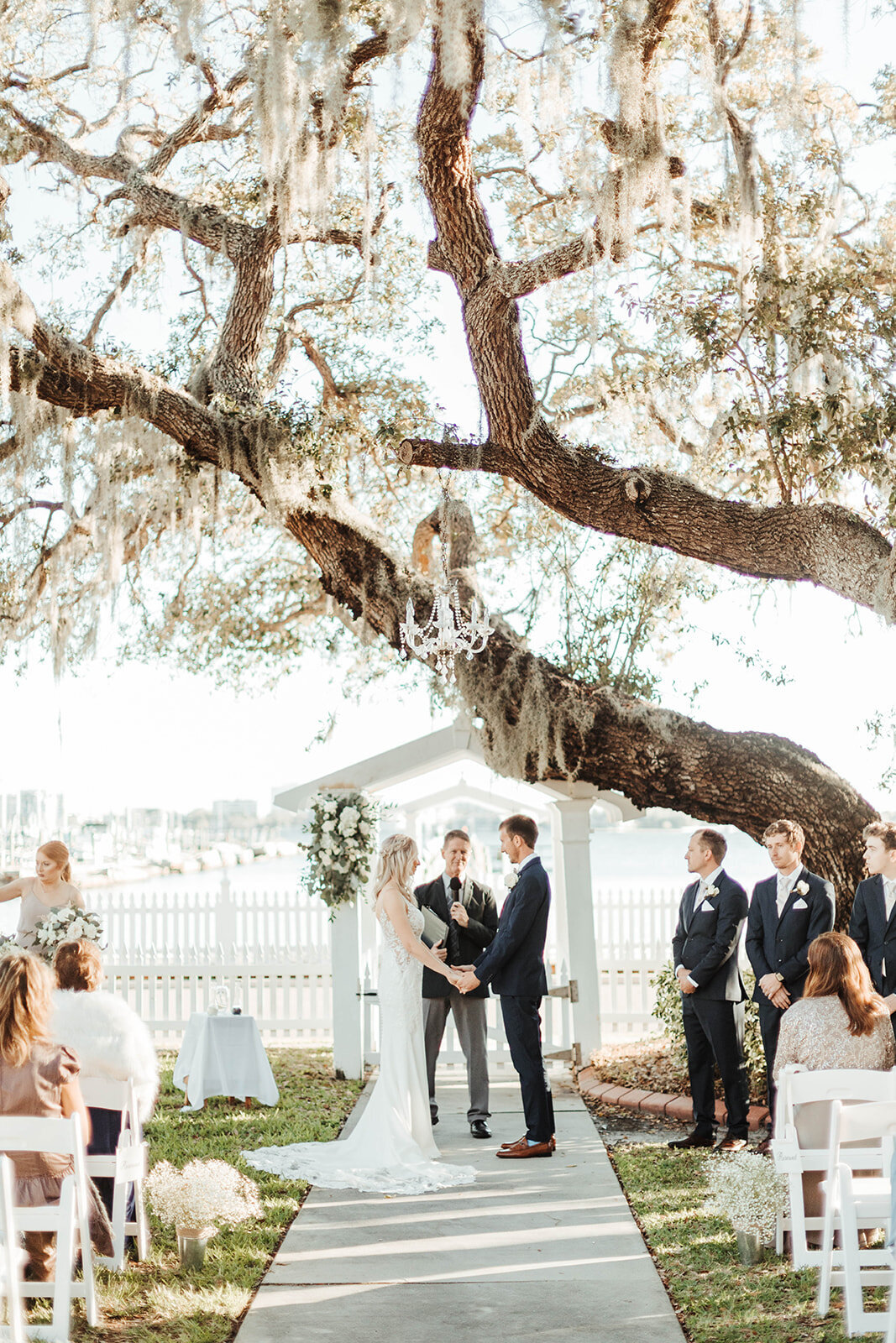 ashley-izquierdo-palmetto-bed-and-breakfast-wedding-chantilly-chic-celebrations-4