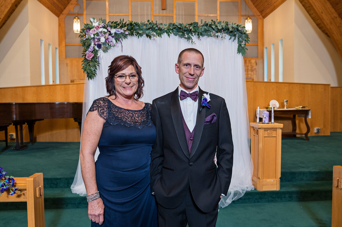 Detroit-Wedding-Photographer-The-Landing-163