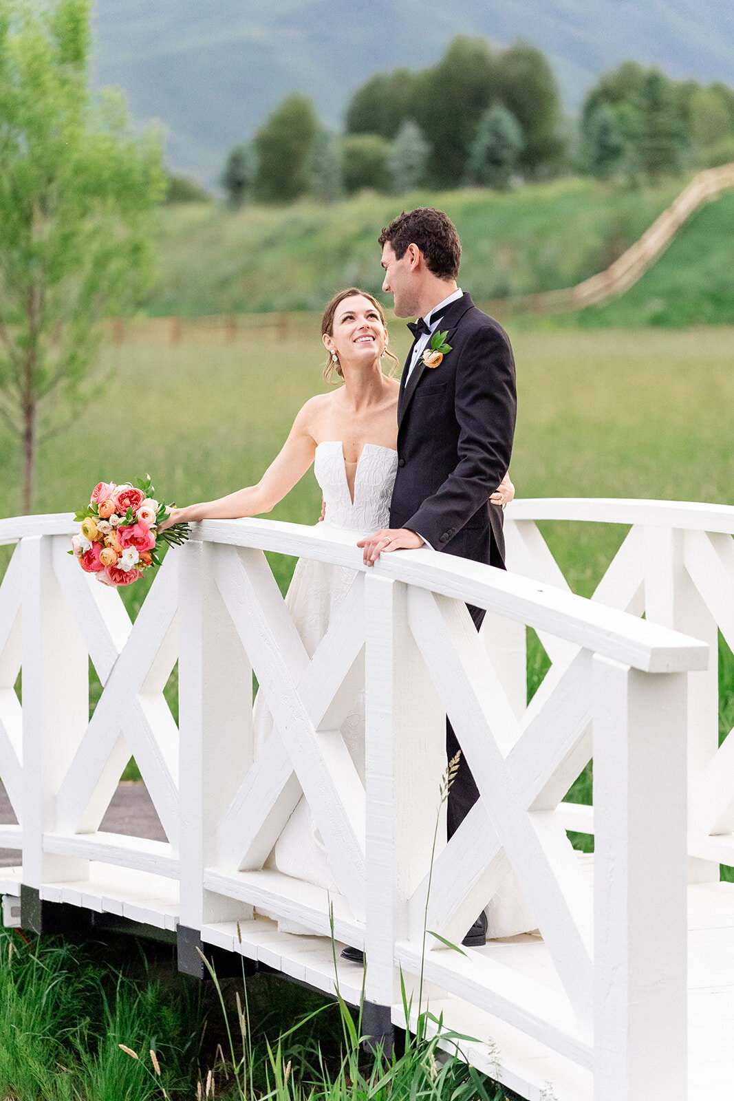river-bottoms-ranch-june-summer-mountain-wedding-pepper-nix-2408-2039