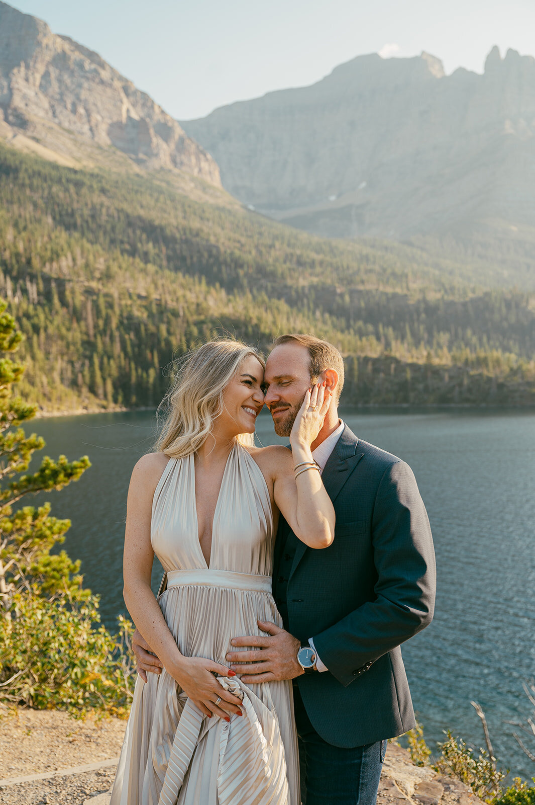 vintage-hollywood-glacier-national-park-elopement-presley-gray-photo1105