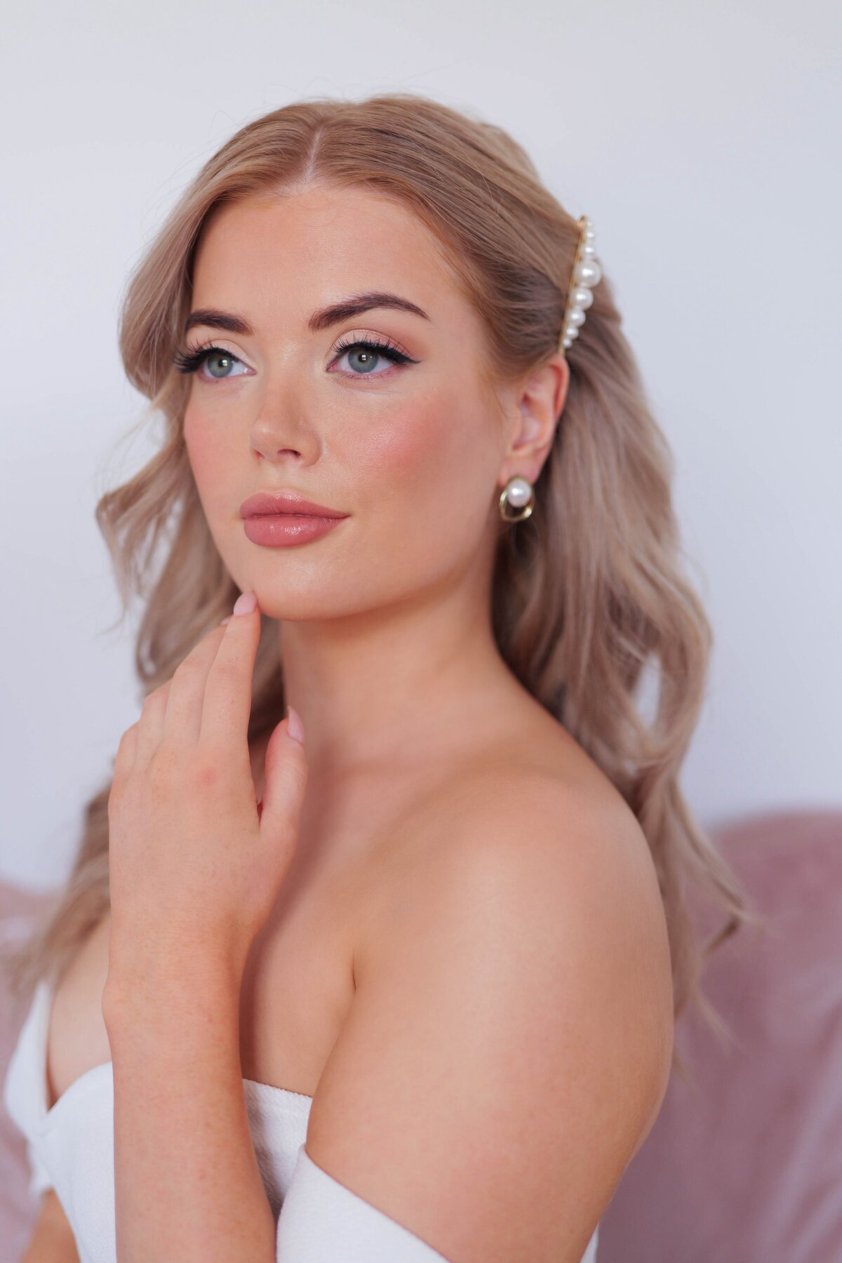 BRIDES BY DEMI ROSE PINK ELEGANT BRIDAL MAKEUP