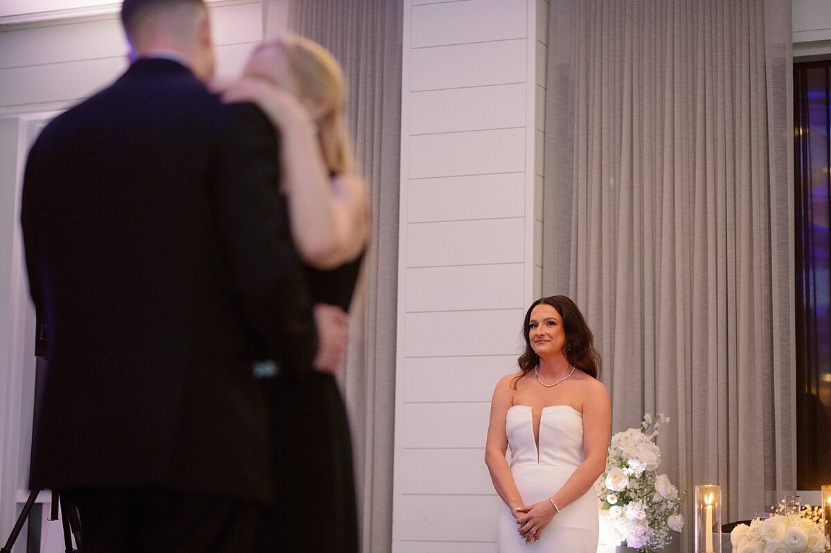 Lido-Beach-Resort-Wedding_0095