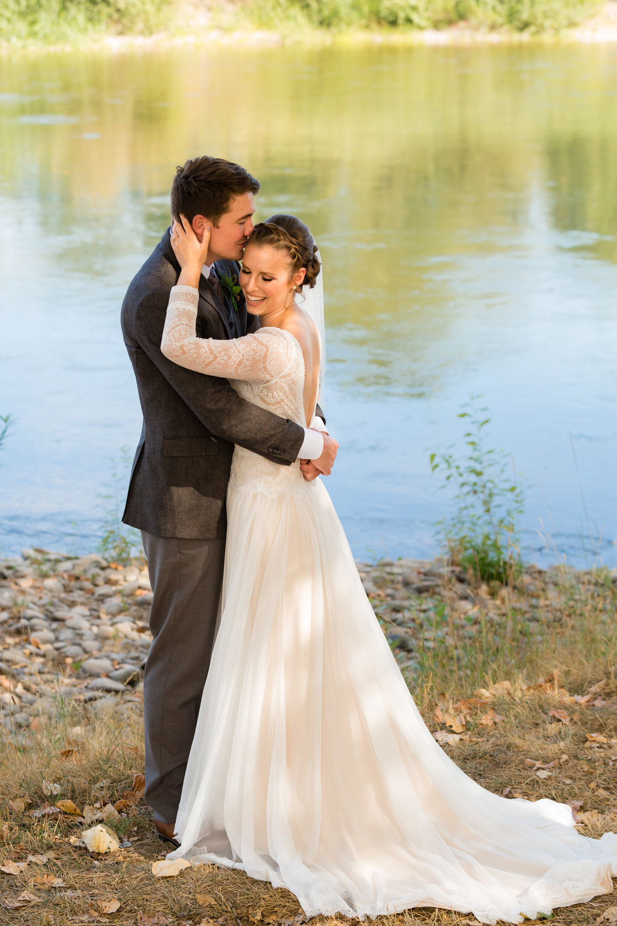 Outdoor Wedding Lake Bride Groom Couple