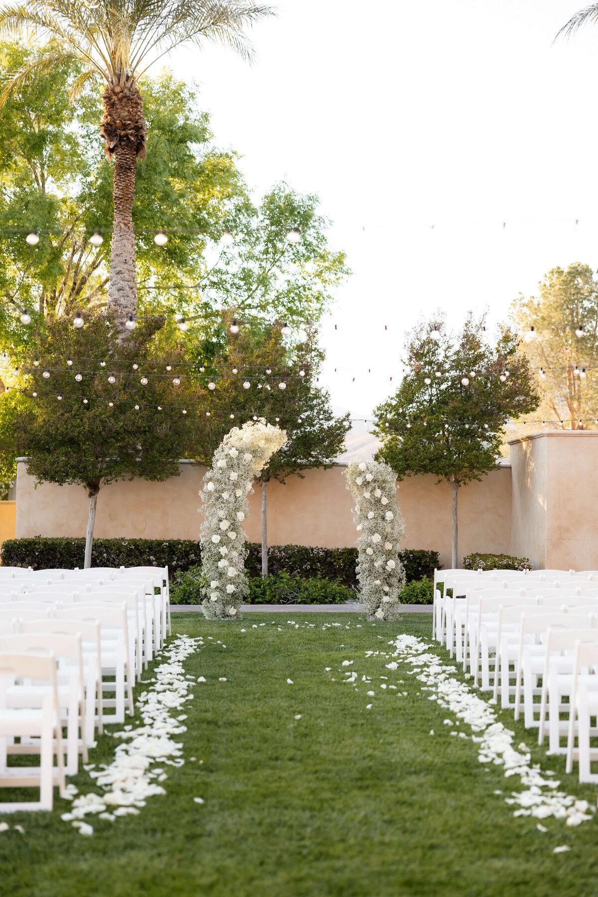 113_riskyexposure_marley-simon_las-vegas-elopement-photography