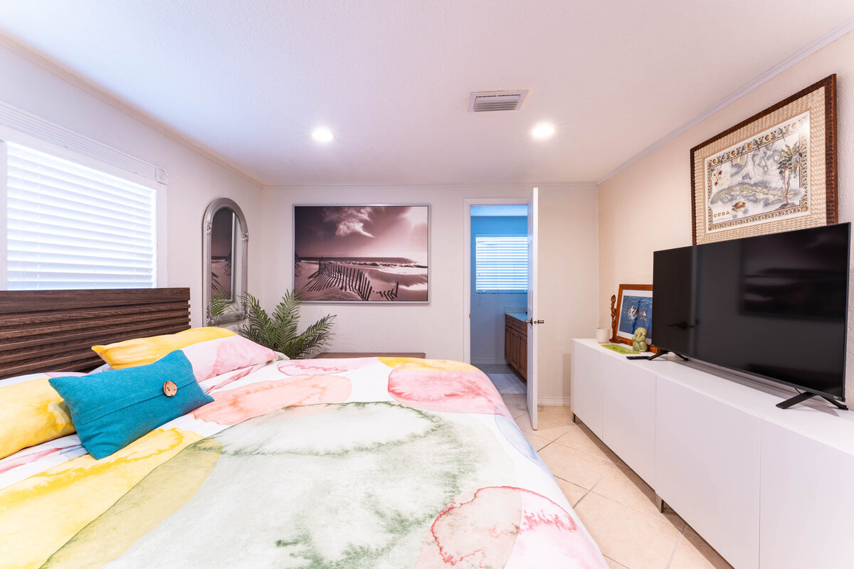 Bedroom 1 (1)