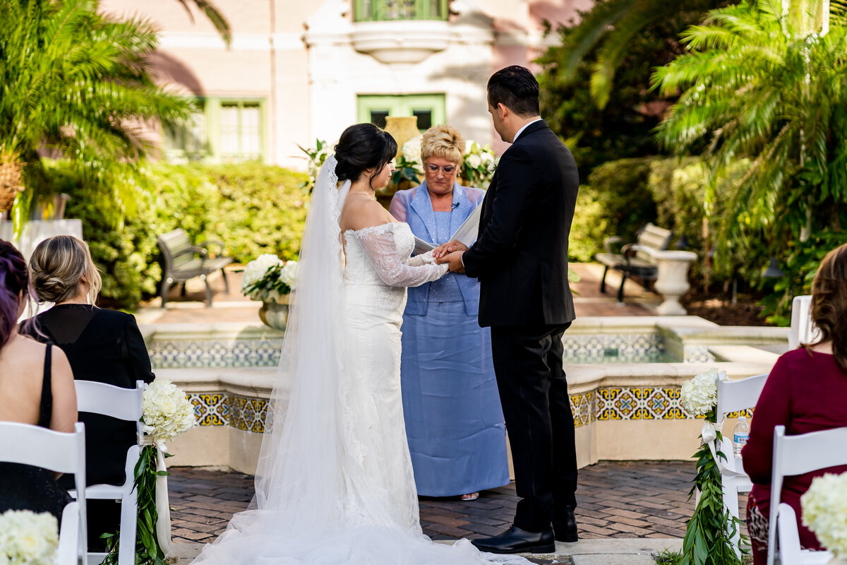 maddness-photography-the-vinoy-elope-in-st-pete-chantilly-chic-celebrations-10