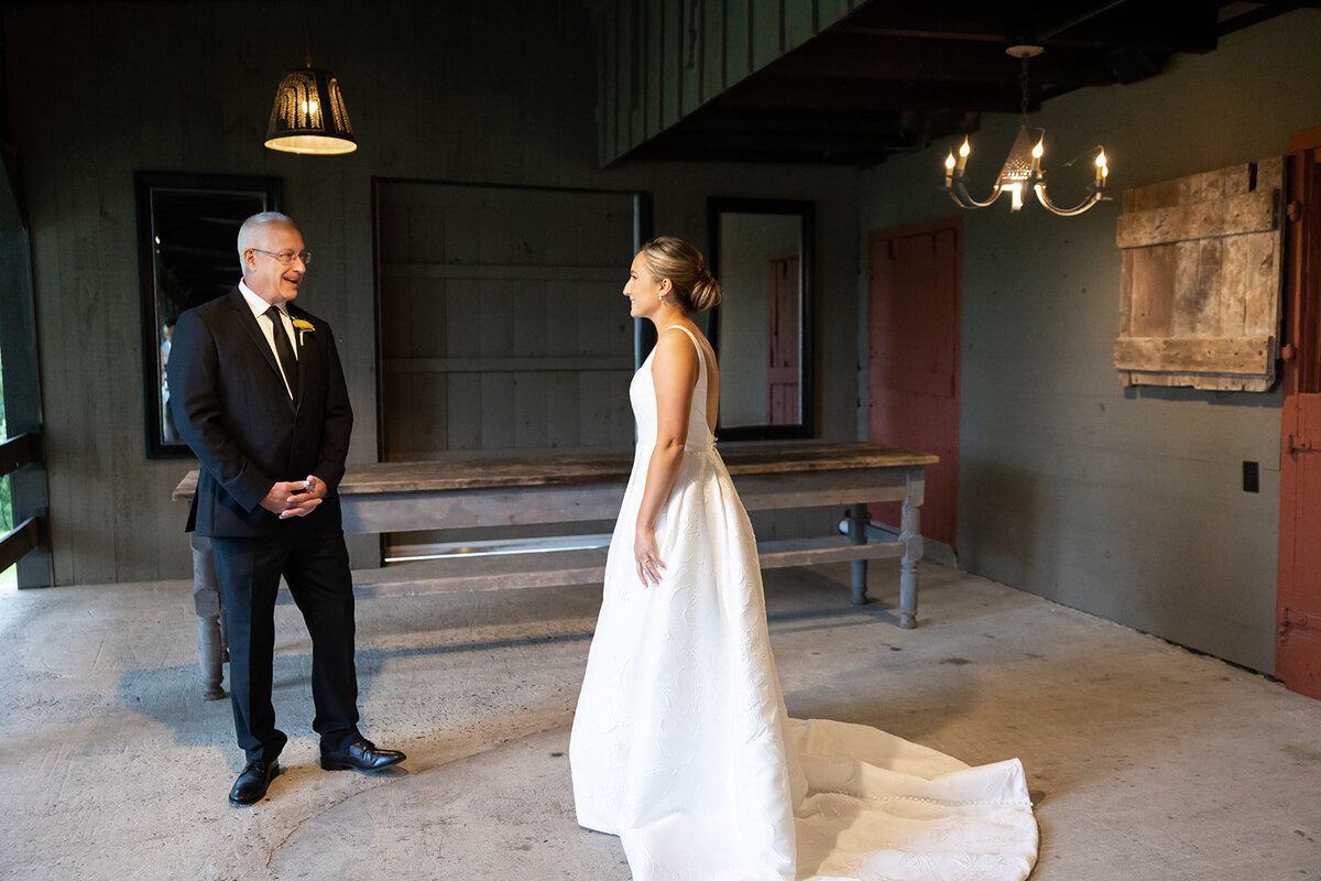 loudoun-studios-barn-weddings-loudoun-county-va00004