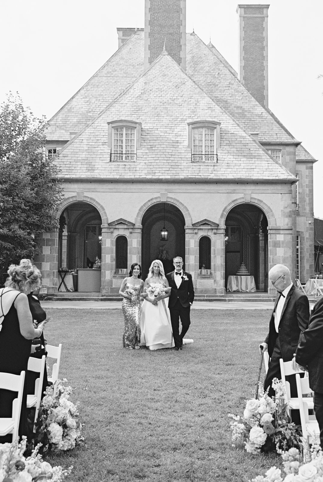 Pink destination wedding in newport-Halie Child Photography-43