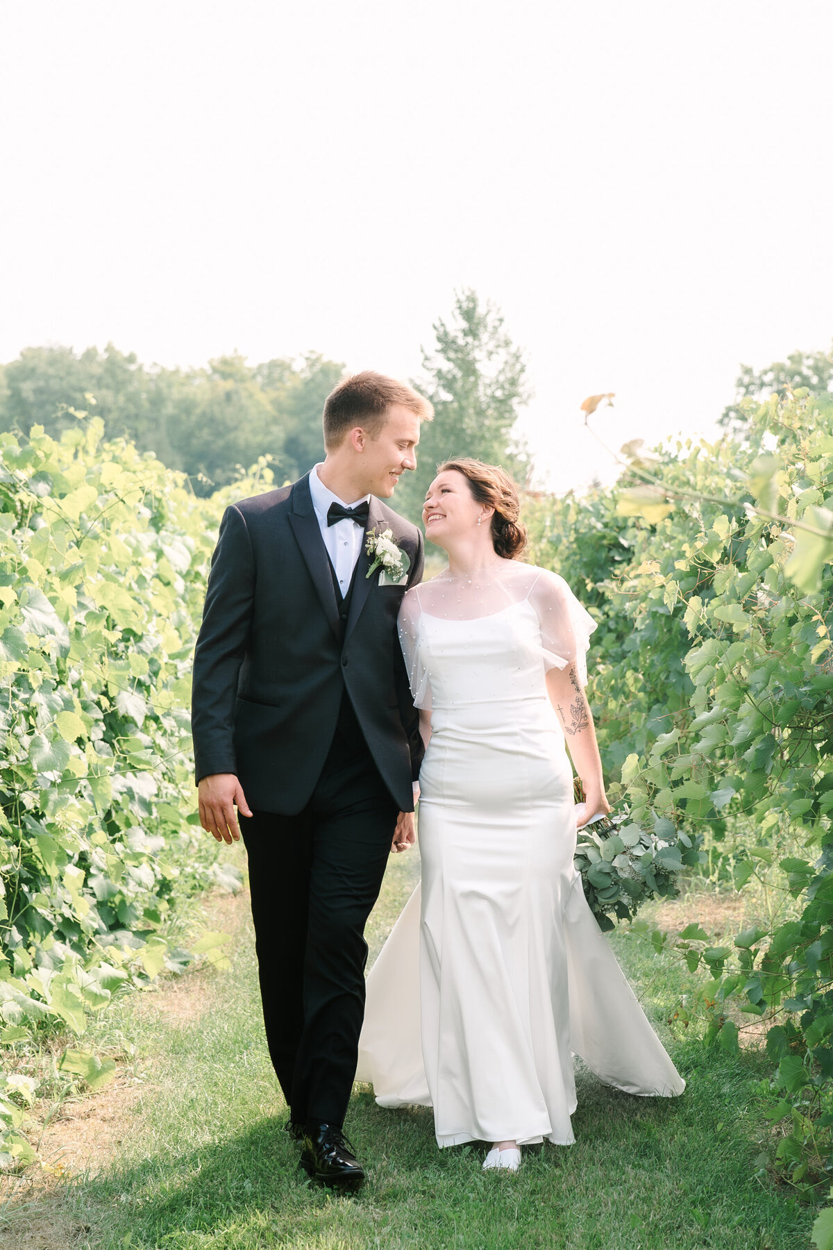 northern sun winery wedding photos