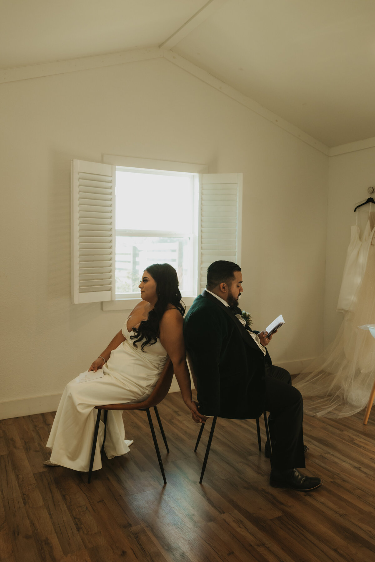 Abby Herron Photography Dallas Texas Travel Weddings and Lifestyle Photographer Emmarie and Diego Micro Wedding 79