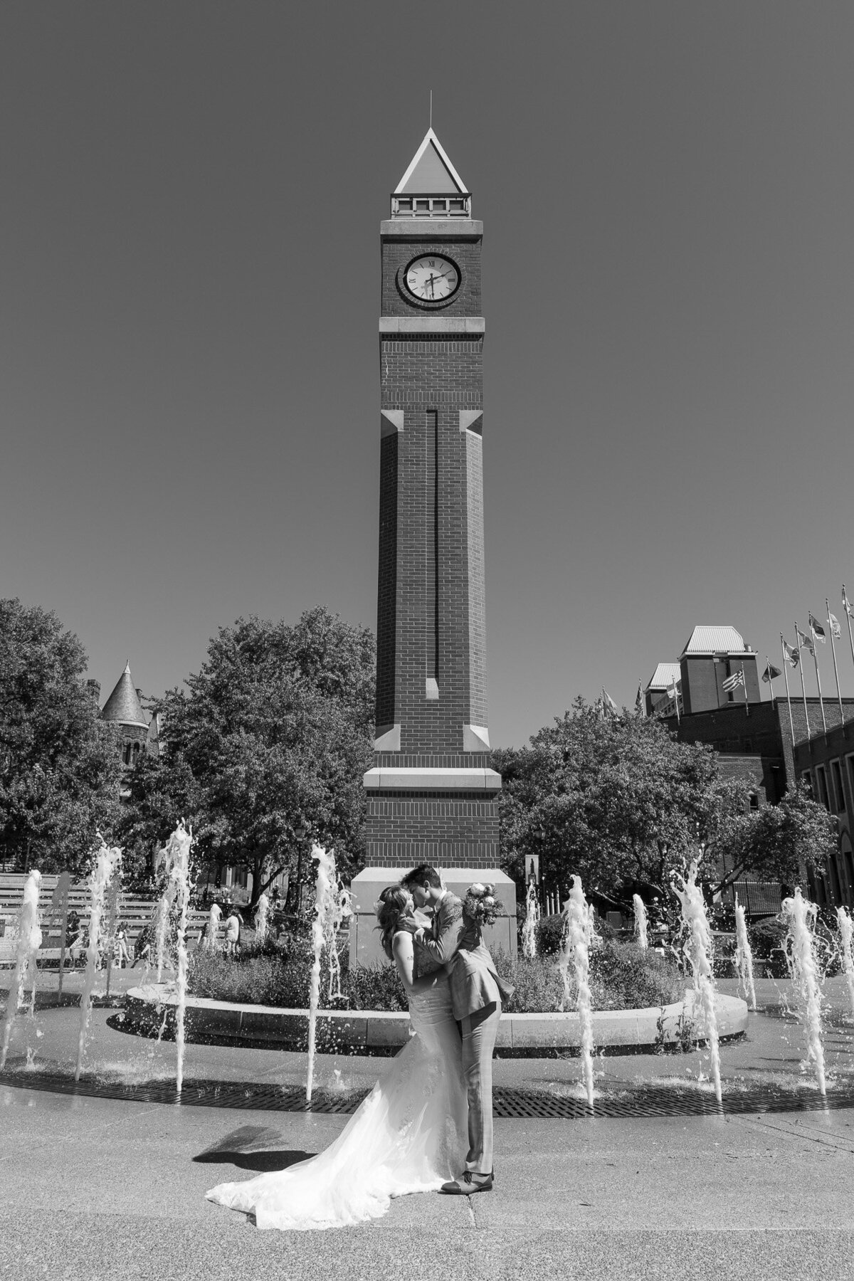 st louis missouri wedding photographer, documentary wedding and elopement photographjer