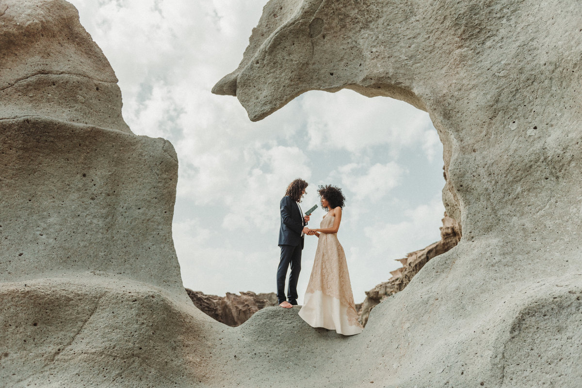 A decadent destination wedding in a desolate expanse of rocks
