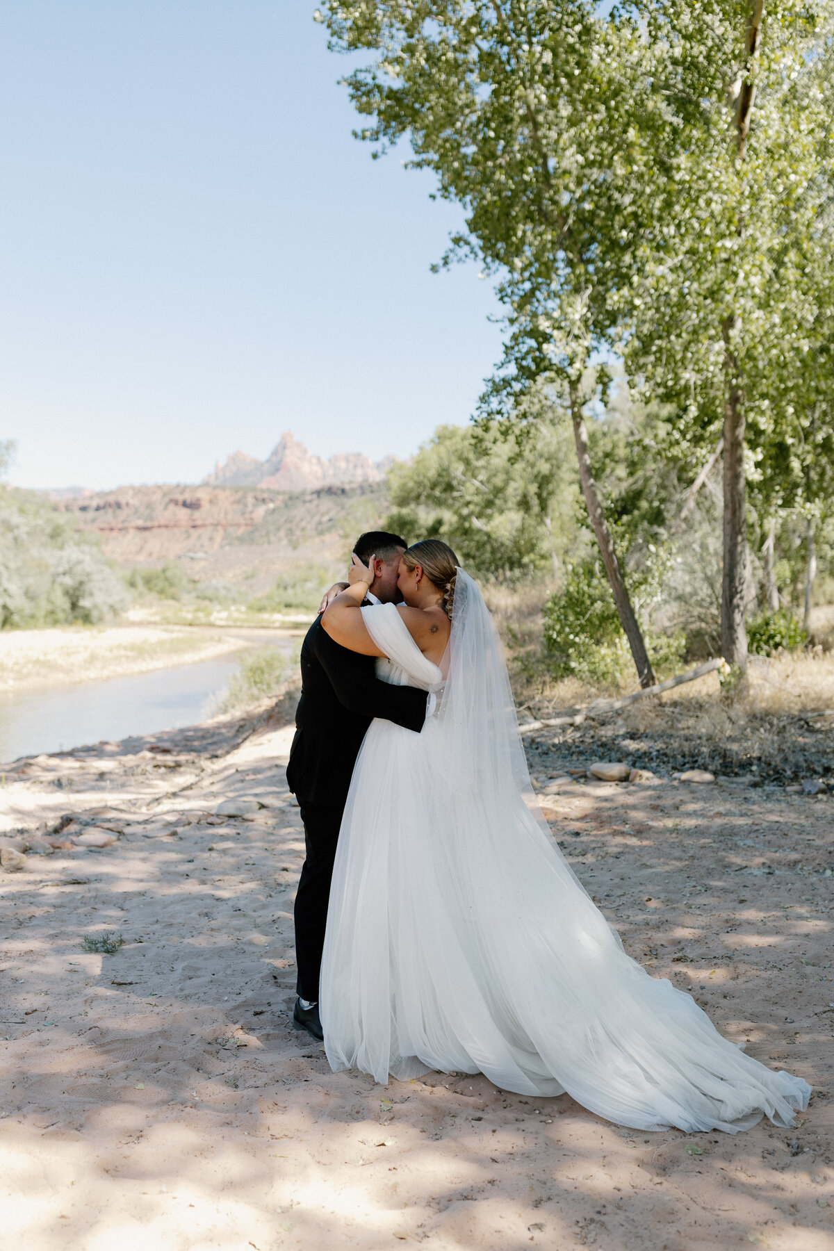 D+A_WEDDINGPREVIEW_KAYLAESPARZAPHOTOGRAPHY-32