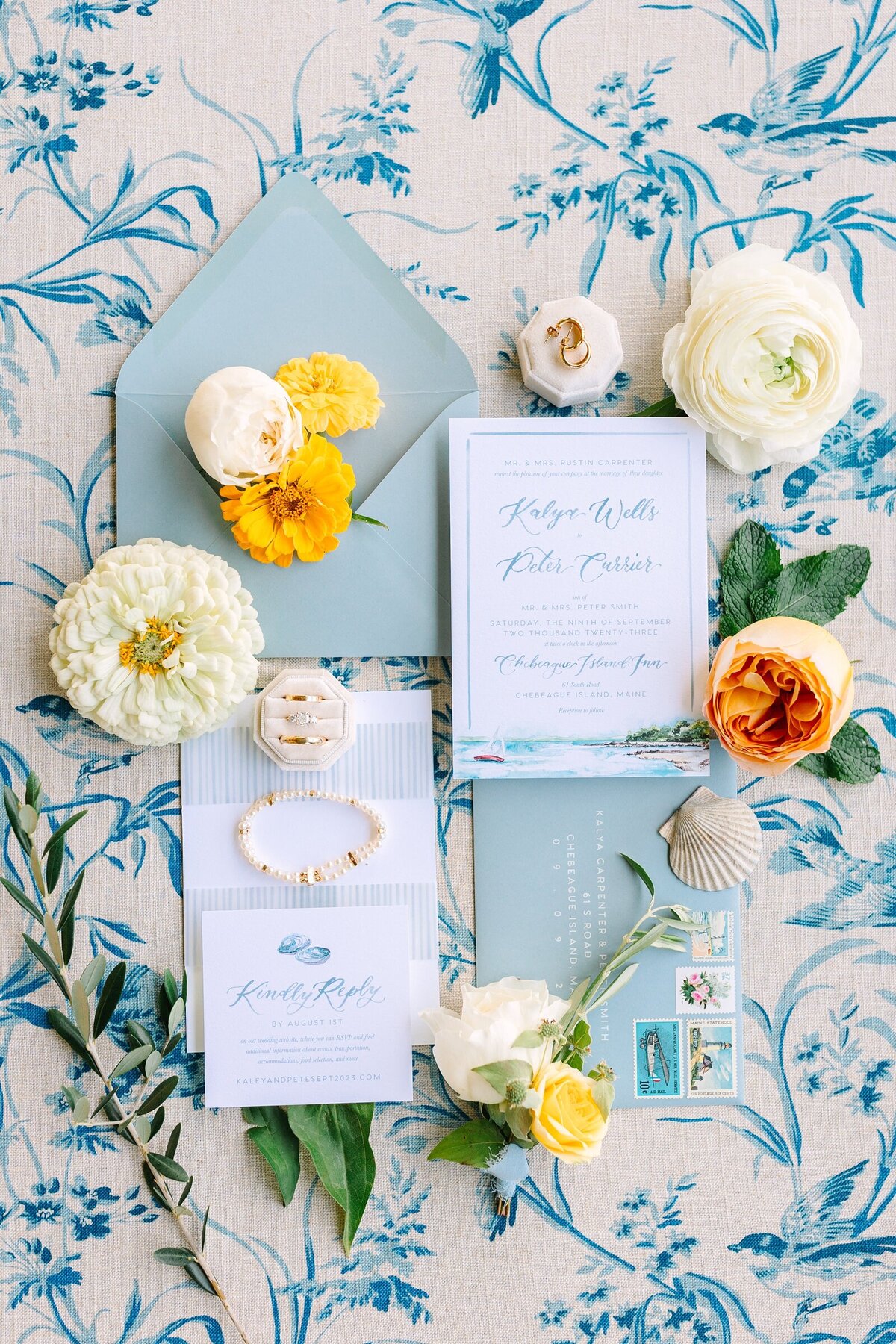 Cheery_Yellow_Blue_Seaside_Island_Maine_Wedding_Chebeague_Island_Inn_0003