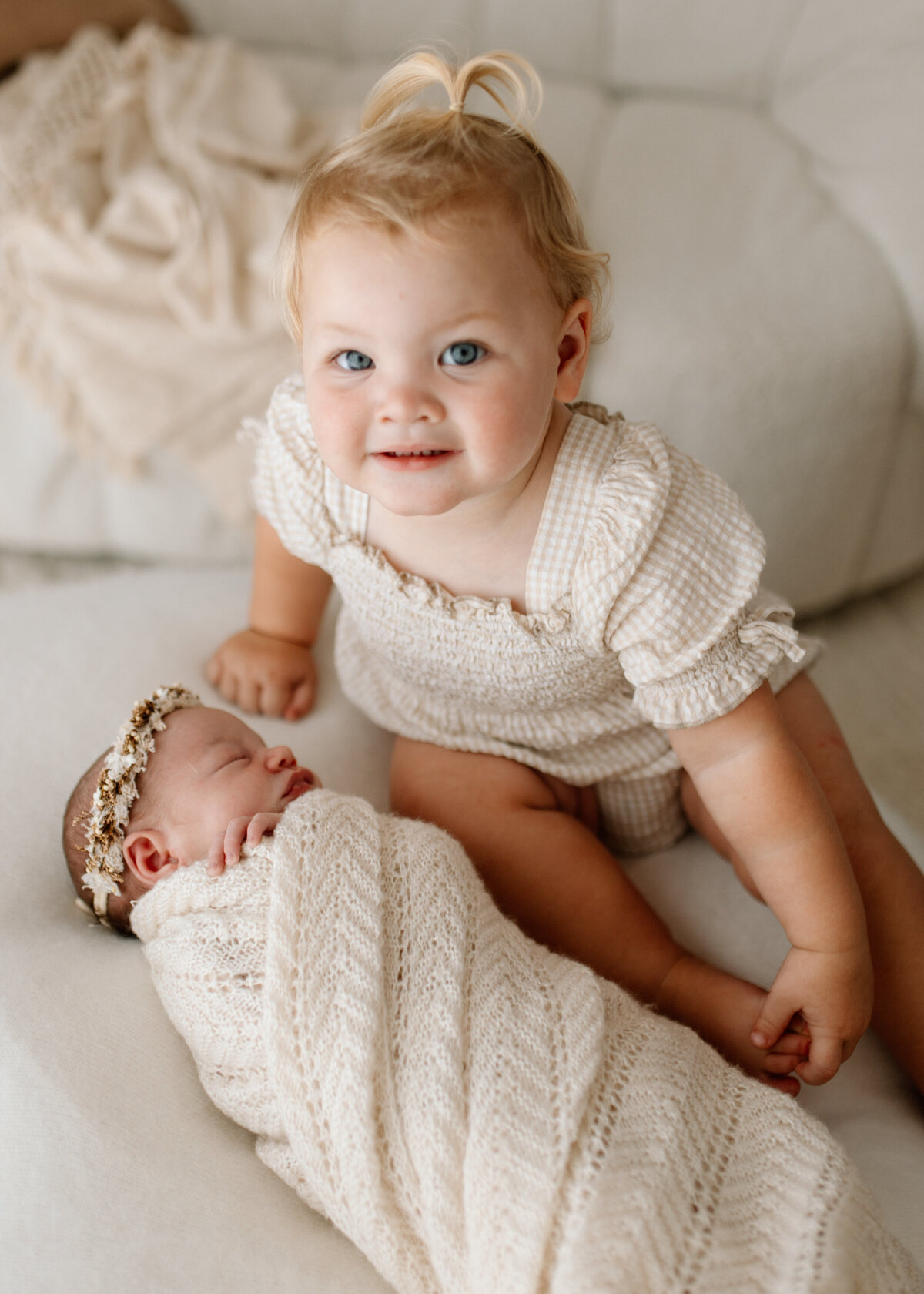 Perth newborn and sibling photoshoot-01