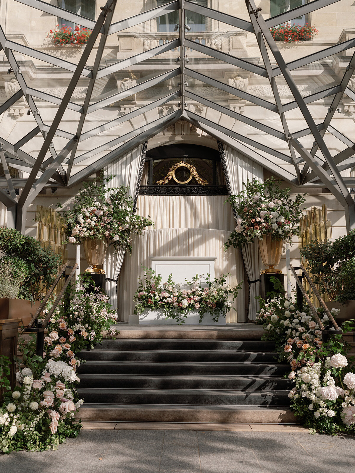 Jennifer Fox Weddings American wedding planning & design agency in Paris, crafting luxury weddings at The Peninsula Paris, a luxury hotel in Paris Jenny Quicksall Photography_A+S Wedding-38