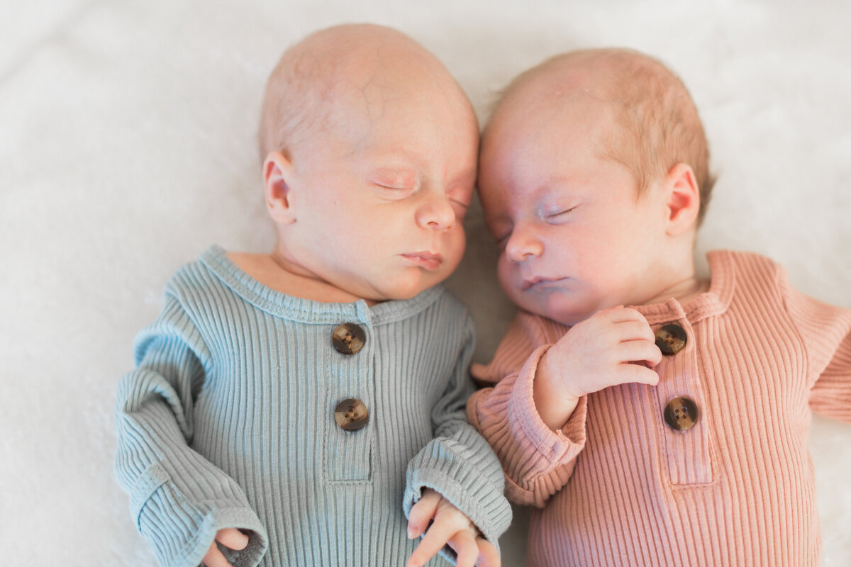 denvertwinsnewbornsession75