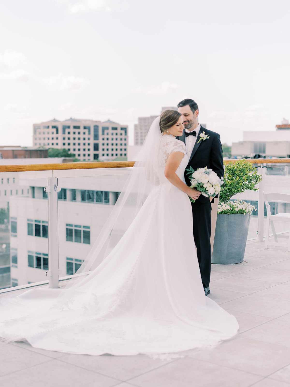 shea-gibson-mississippi-marriage-motherhood-photographer-leblanc-wedding-444