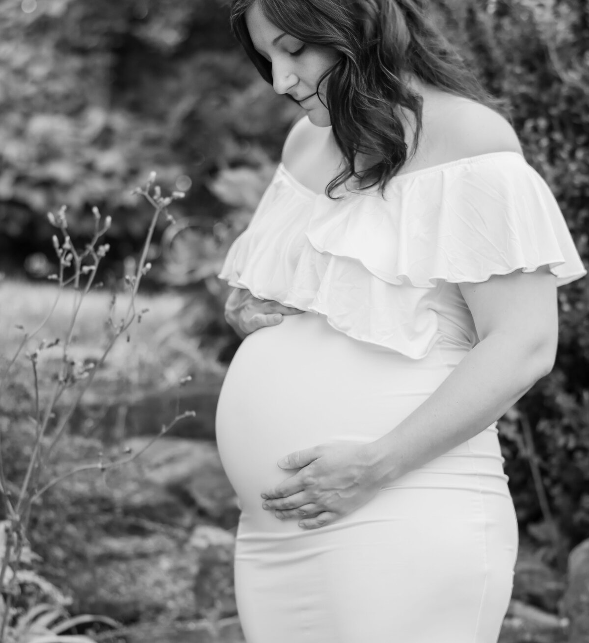 Emilee's Maternity Photos_July  2024_042
