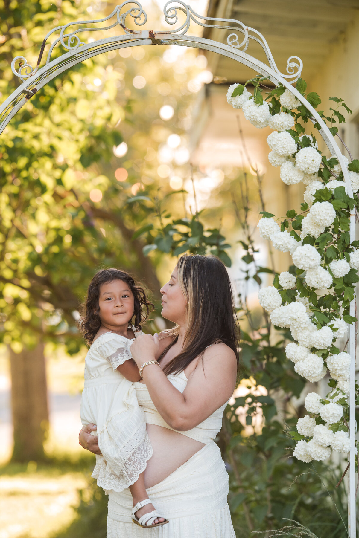 Mom & Me Mini Sessions at Wild Hearts Farm | Heleyna Holmes
