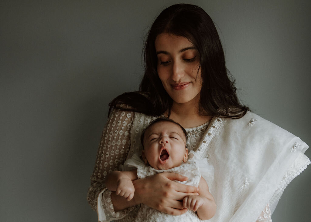 London-Surrey-In-Home-Newborn-Photographer-Hanna-Ali-214