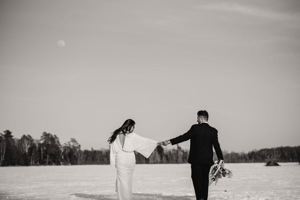 winter elopement photography