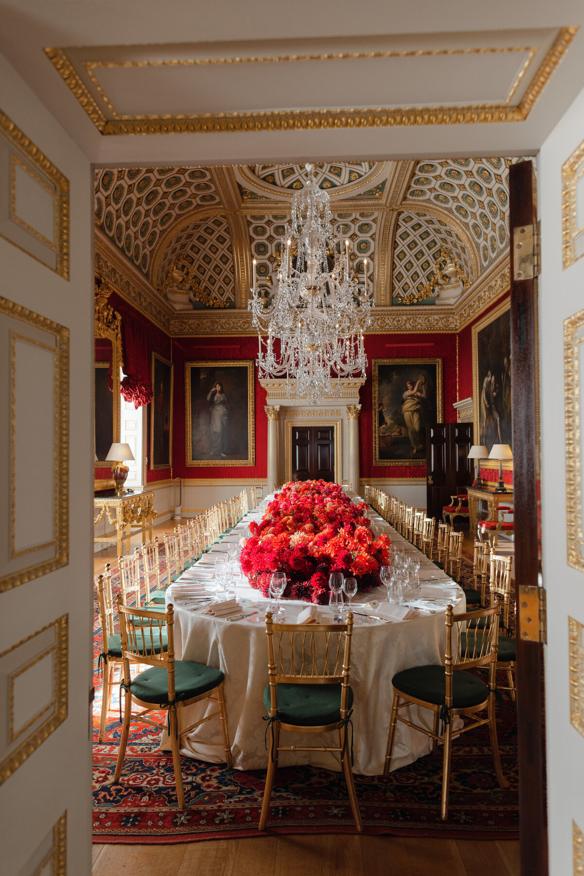 036-REVISED-016EW-ARTISTS-FAVORITES-FINAL220917-345