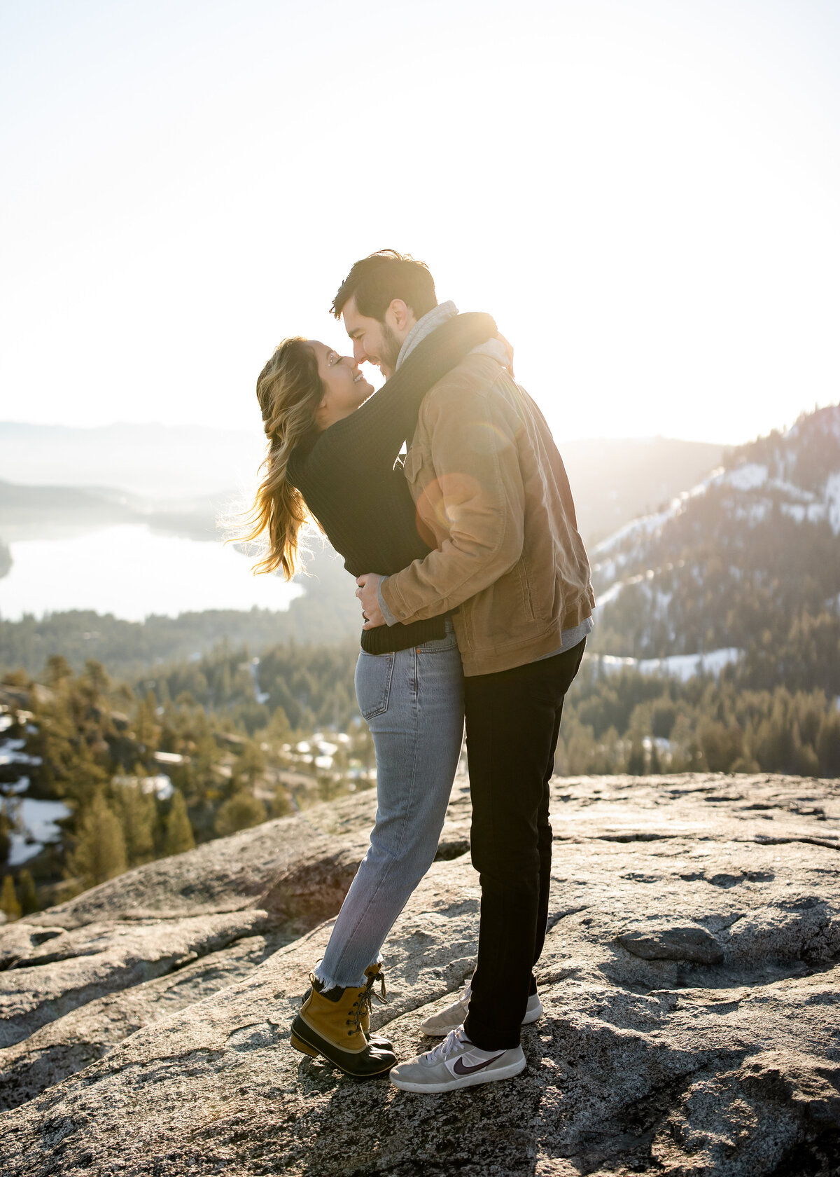 03122022_Kaci+Tyler_DonnerPassCA_AnjaJensenPhotography-102