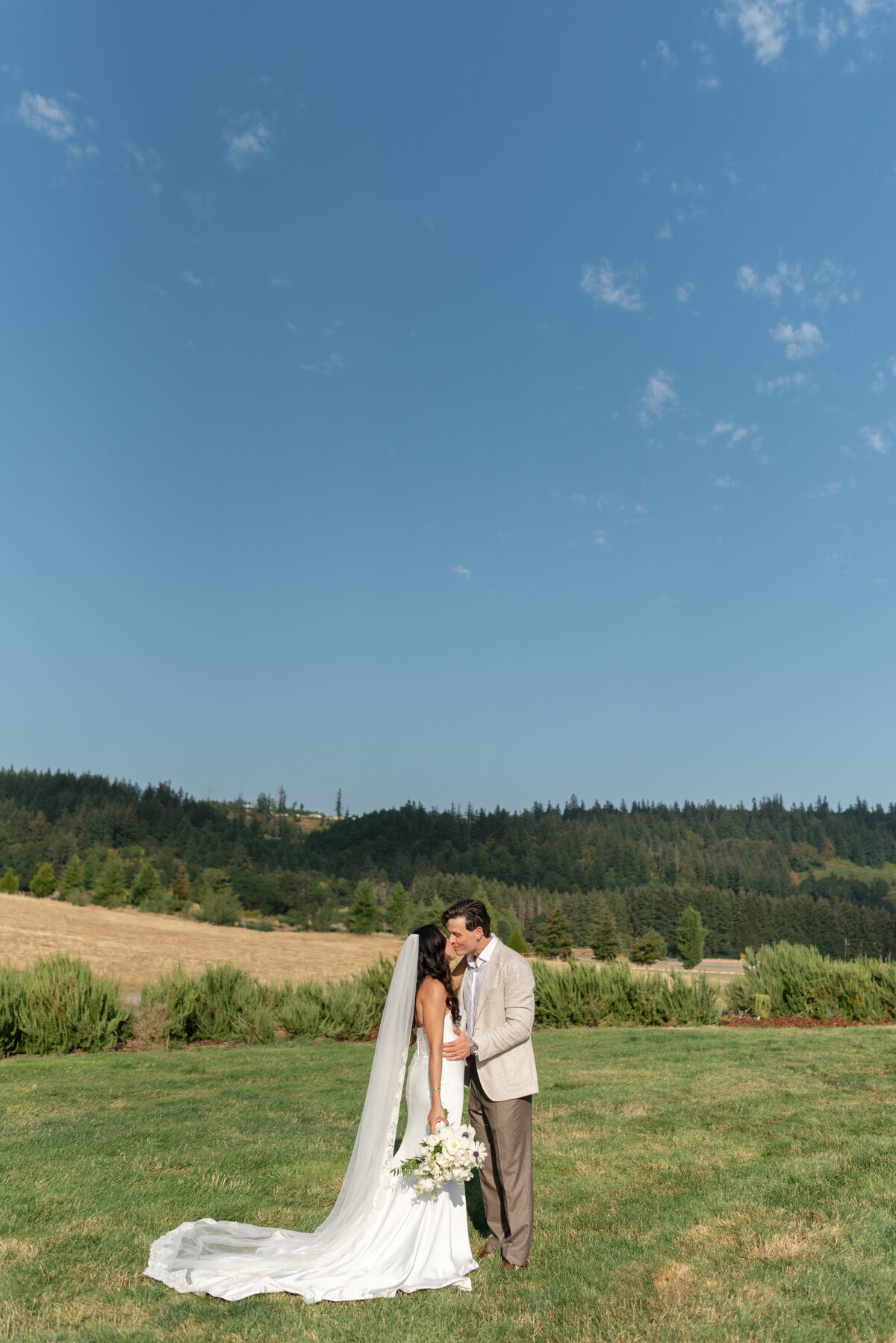 Outdoor-Ceremony-Vows-Portland-Wedding-Documentary9