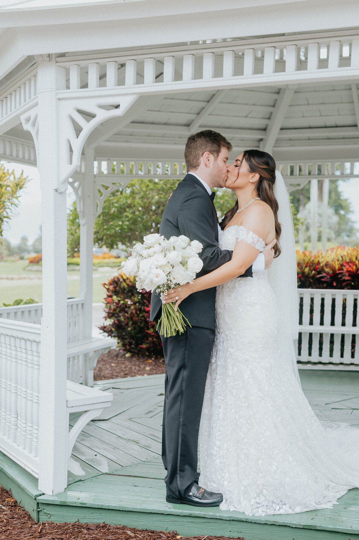 Brooke-Evan-Miami-Florida-Wedding-Elopement-Engagement-Photographer22