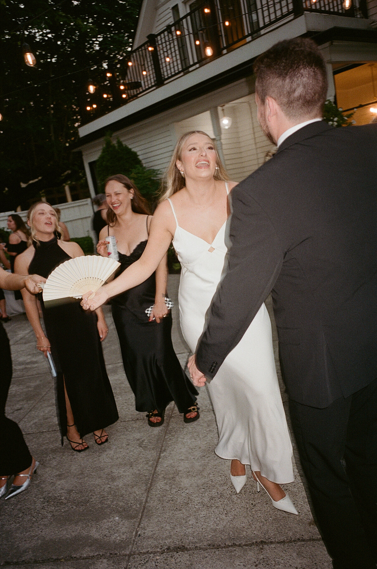 Melissa O'Hara Photography - THE ROBBINS WEDDING FILM SCANS-012