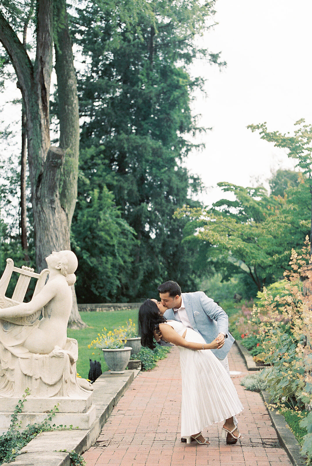 Garden wedding proposal5