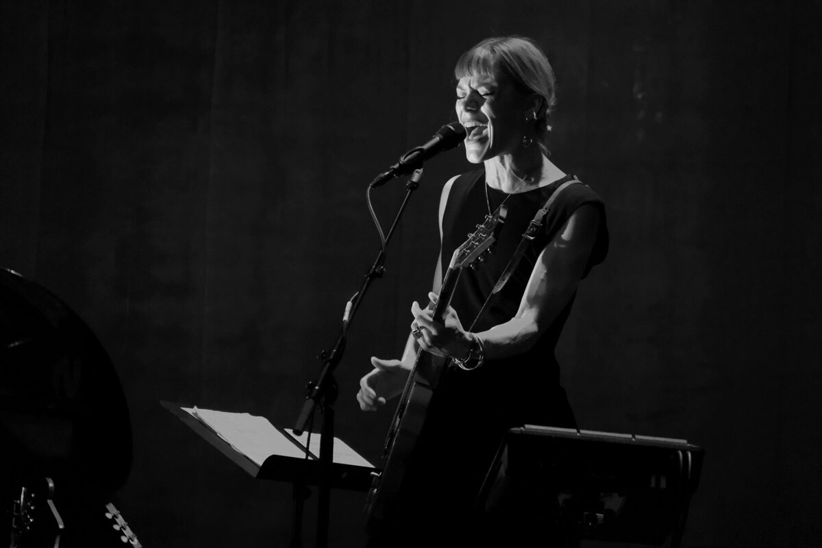 Bart Van der Moeren - BackOnFront - 023 - Trixie Whitley