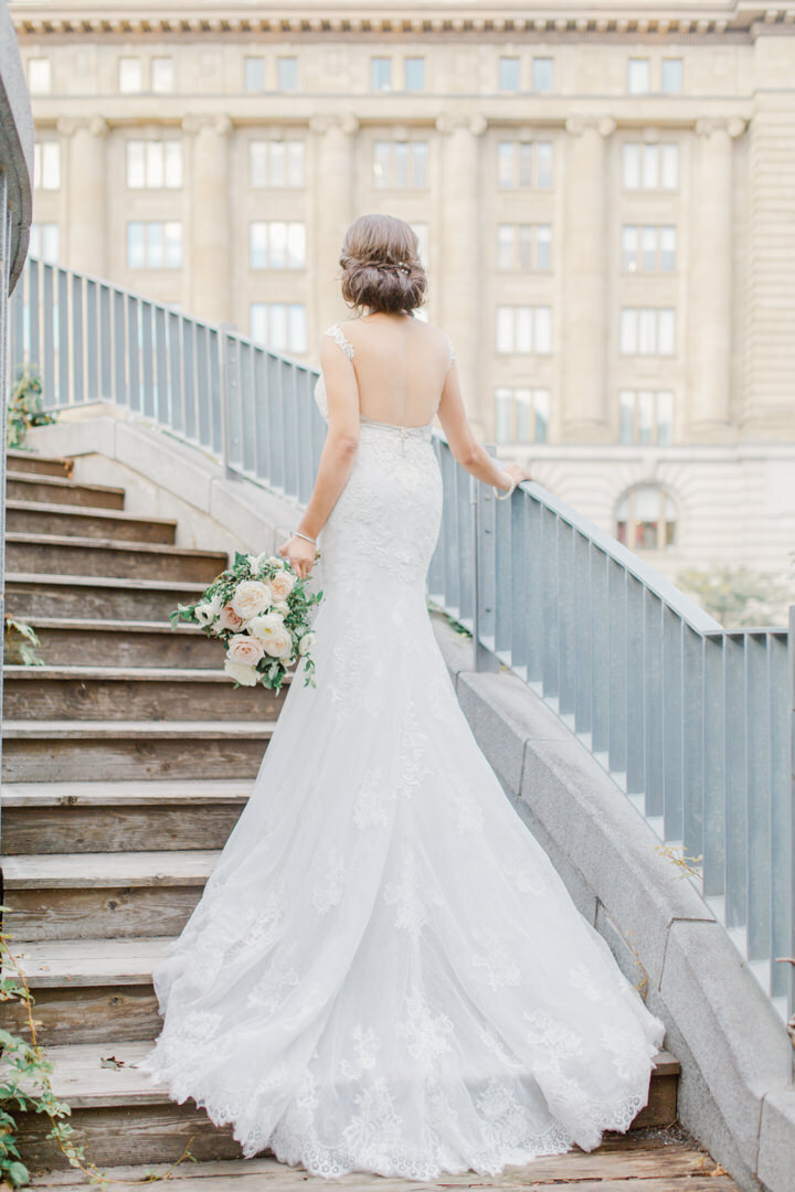 junophoto_elegant_bride_old_montreal_wedding-001