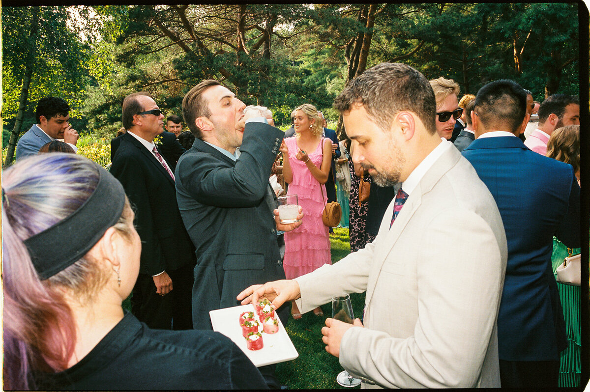 Lake-Minnetonka-wedding-Will-DeGraw-Clever-Disarray-67