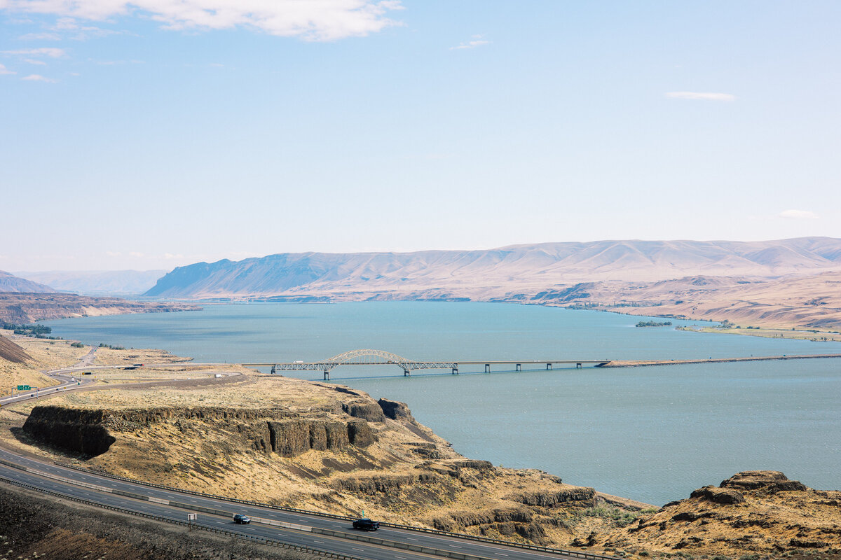 Interstate 90 East - Wanapum Lake to Moses Lake