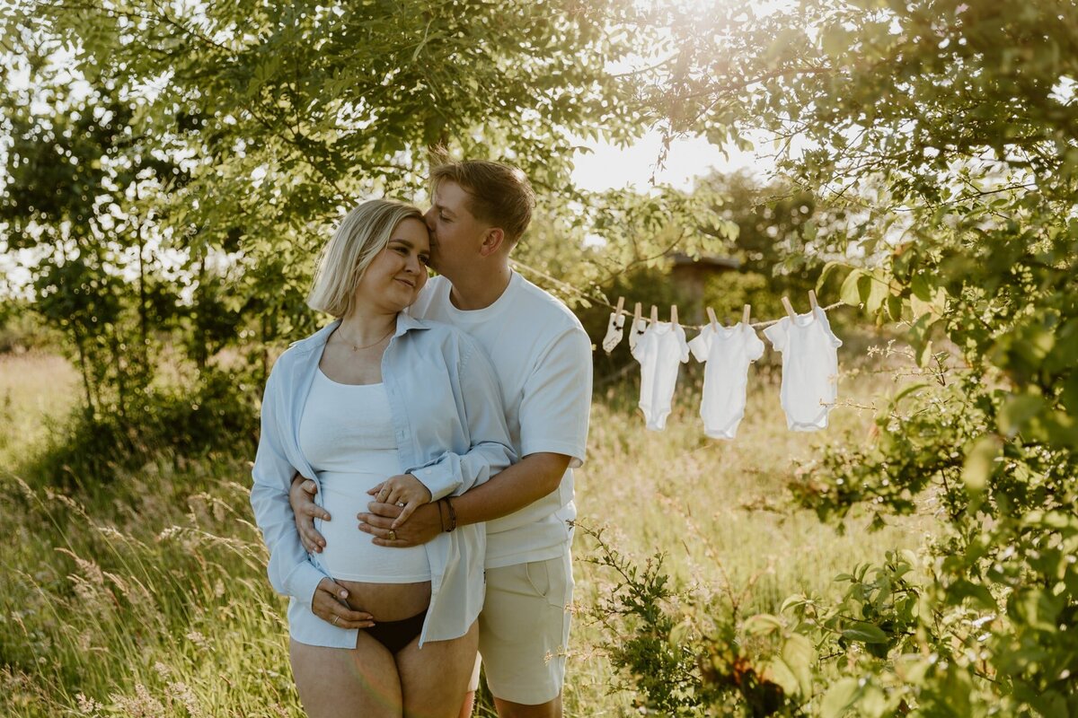 Droomlicht fotografie zwangerschap newborn gezin fotograaf zuid limburg (74)