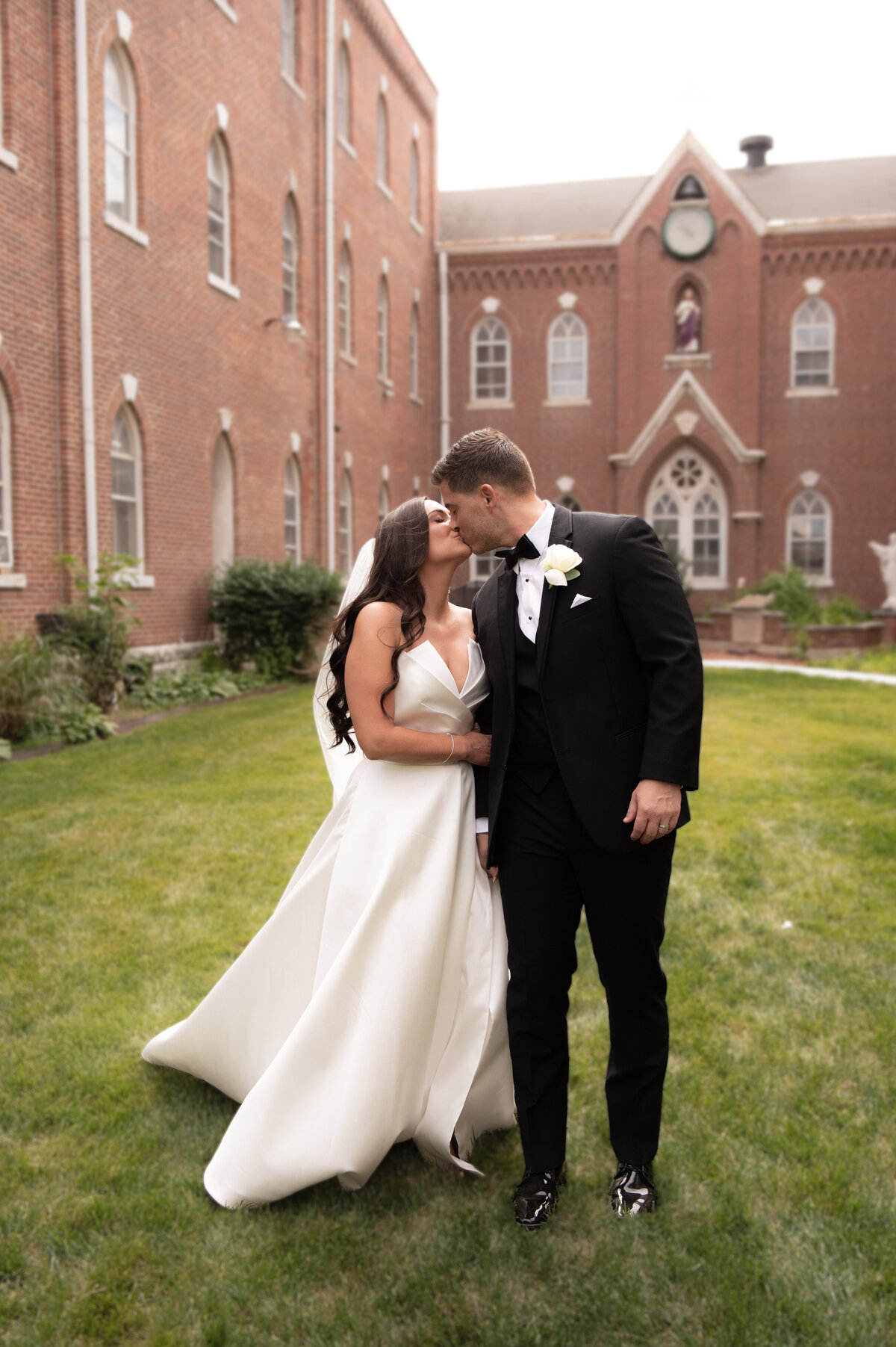 Bri + Evan Wedding - The Siners Photography-812