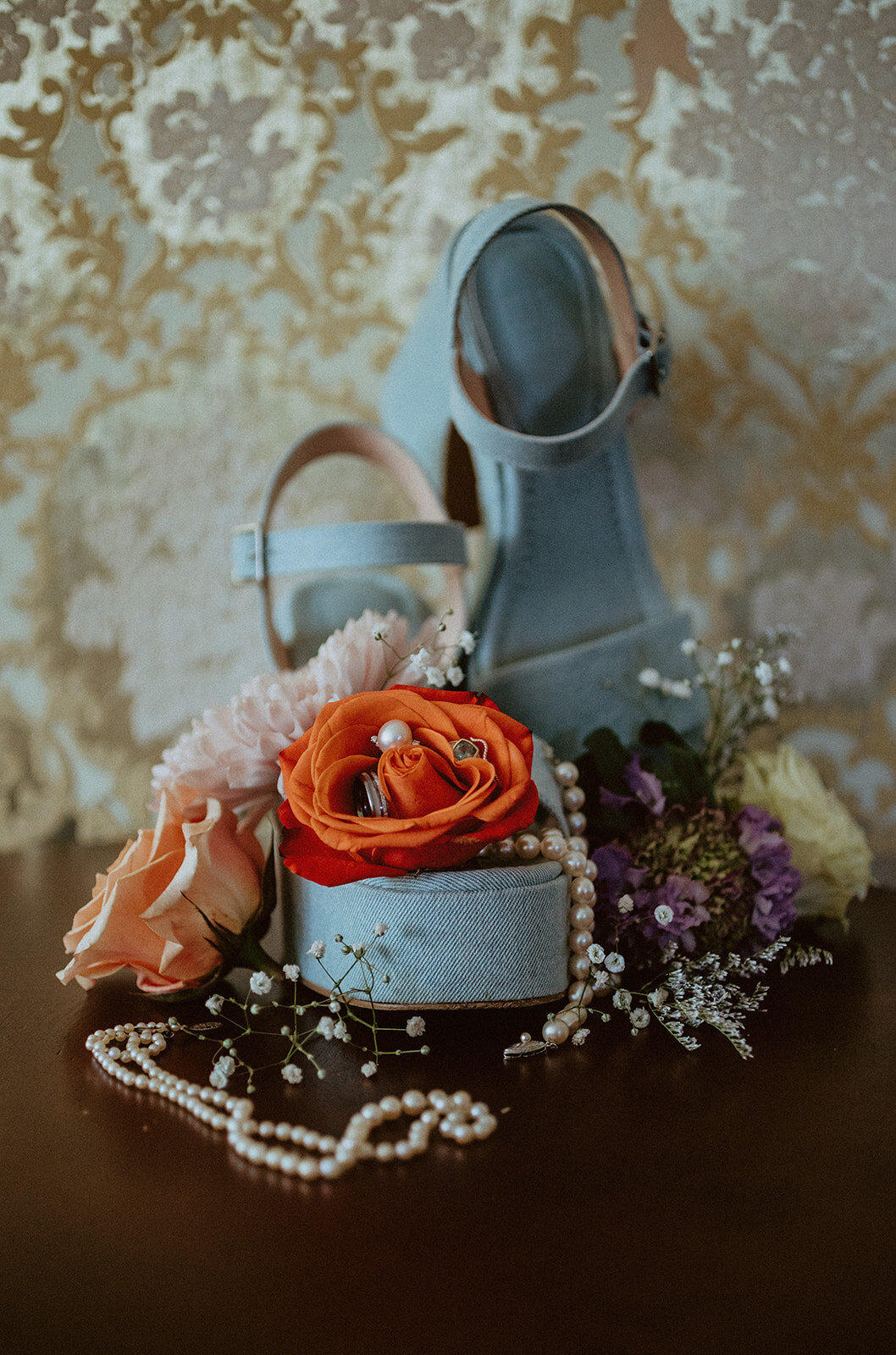 funky wedding details
