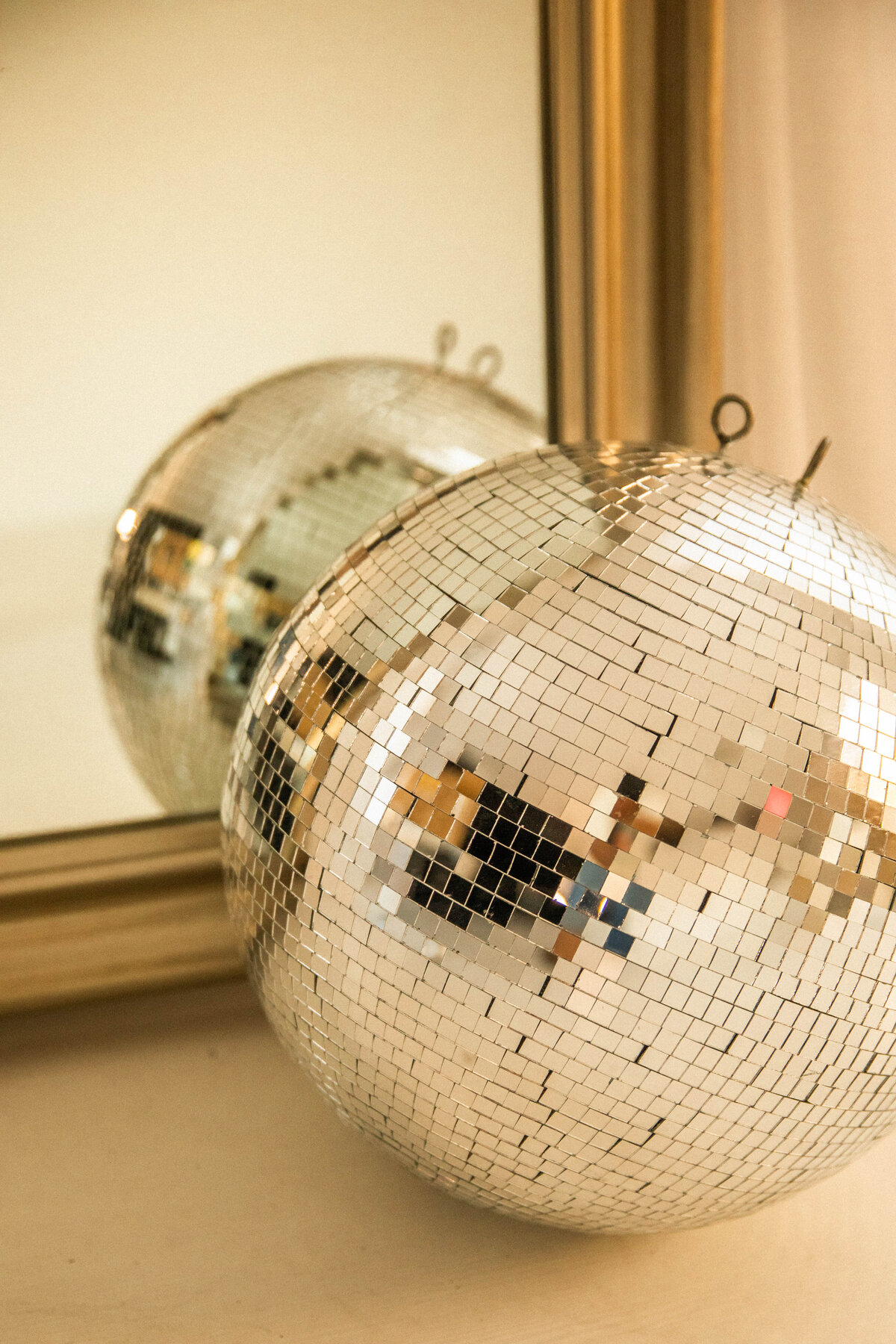 KJ Experience - Kailah James Photography offers luxury wedding photography,  engagement sessions, and bridal boudoir for joyful romantics.