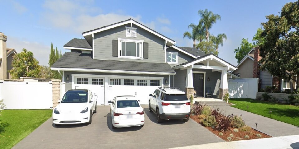 Lake Forest home mockup