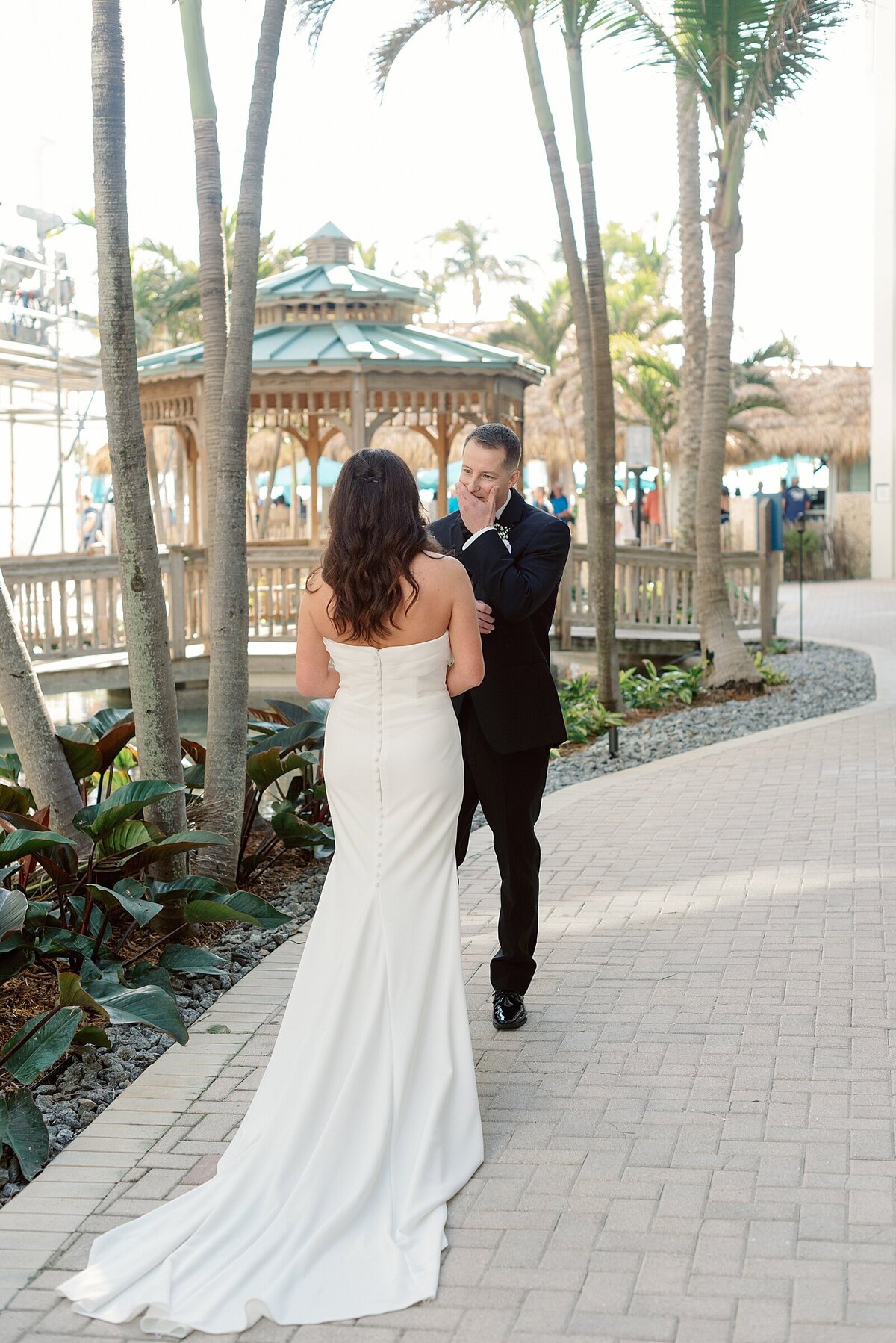 Lido-Beach-Resort-Wedding_0020