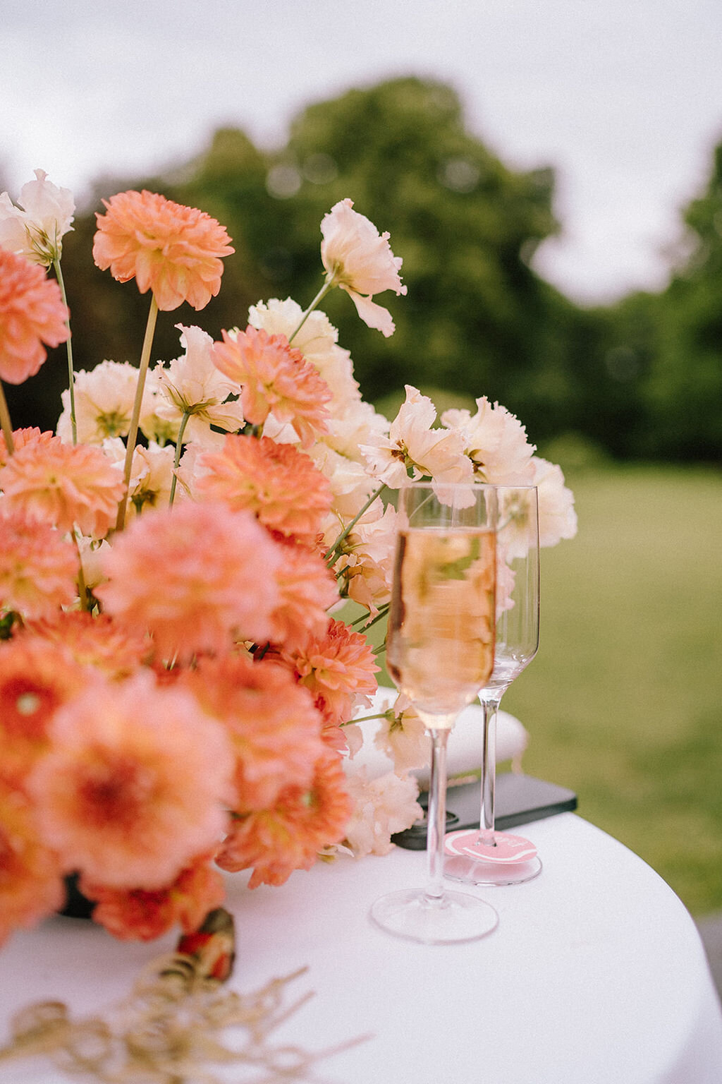 decoration-florale-coloree-pour-mariage
