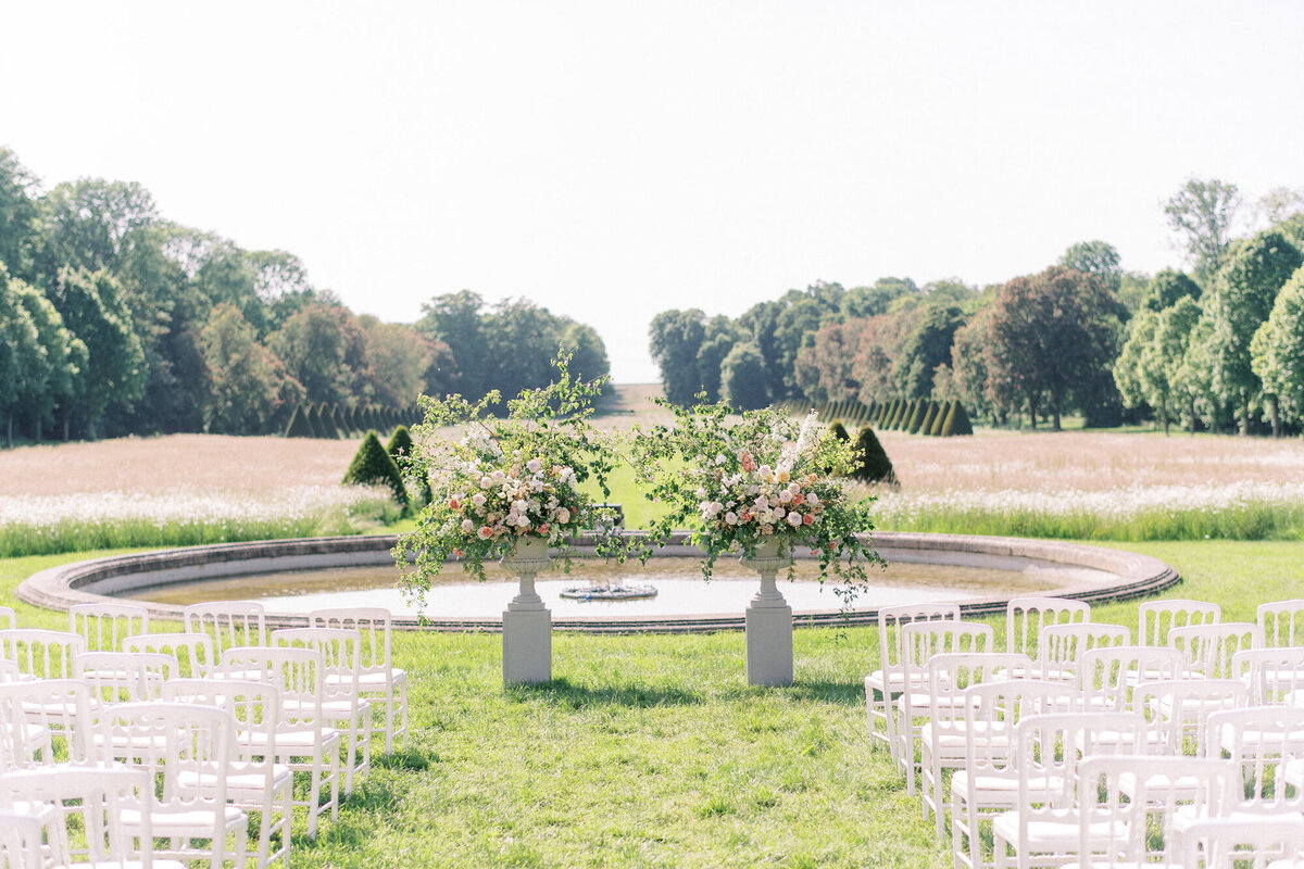 Maïlys Fortune Photography Husband Wife Wedding Weddings Photography France Switzerland Italy Timeless Dreamy Imagery Bilingual French English Destination Weddings Destination Wedding Provence French Riviera Paris Lake Como Tuscany67