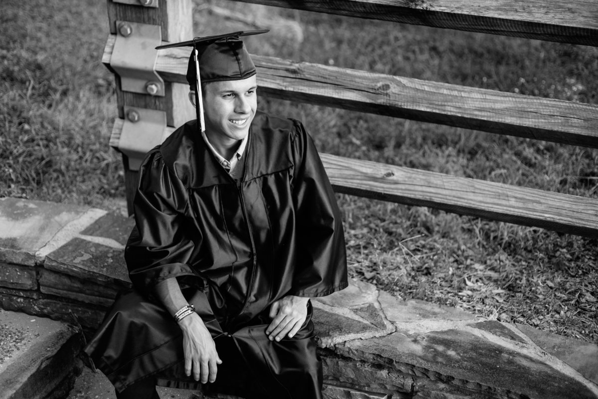 Matthew.ClassOf2017 (18 of 100)