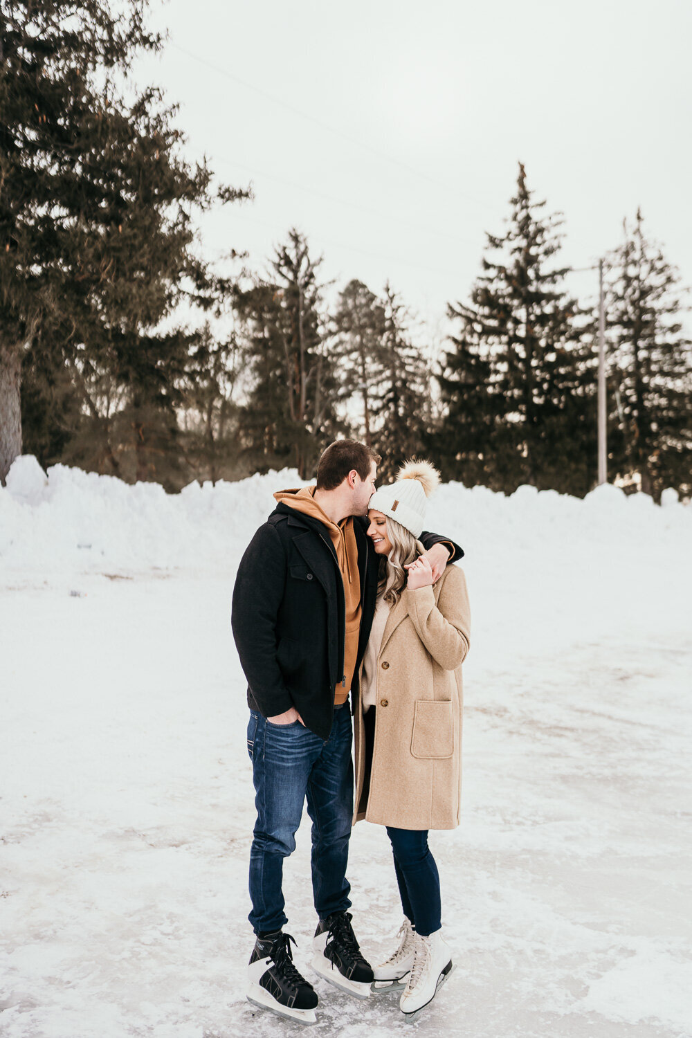 Buffalo-NY-Winter-Engagement_photoshoot-20