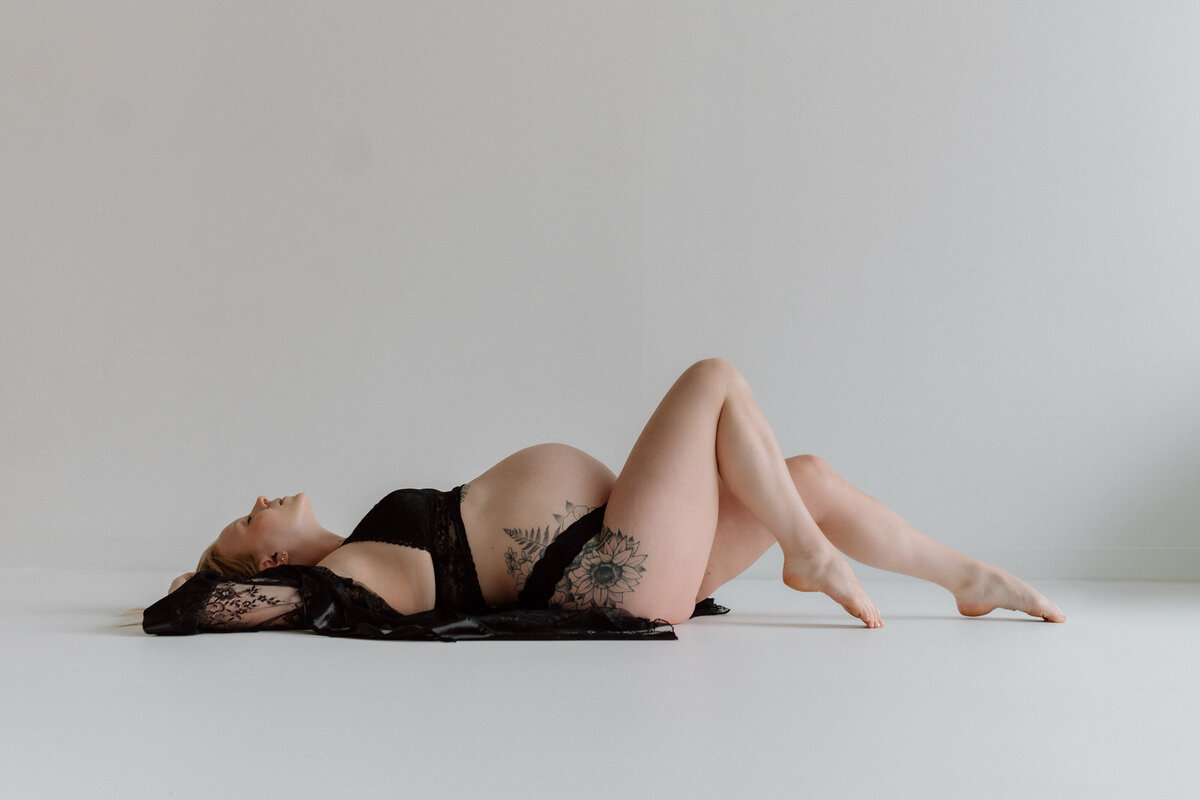 AV_Buffalo_Spring_Maternity_Boudoir-31