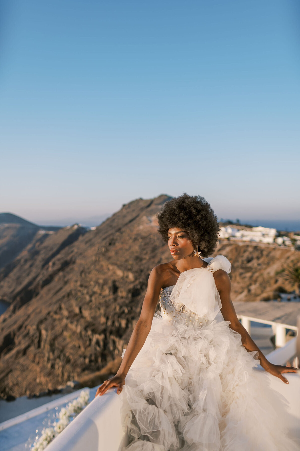 Greece Bridal Session Rocabella Santorini Millia London Gown Vicki Grafton Photography708